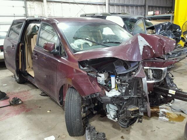 KNDMB5C19H6232585 - 2017 KIA SEDONA LX MAROON photo 1