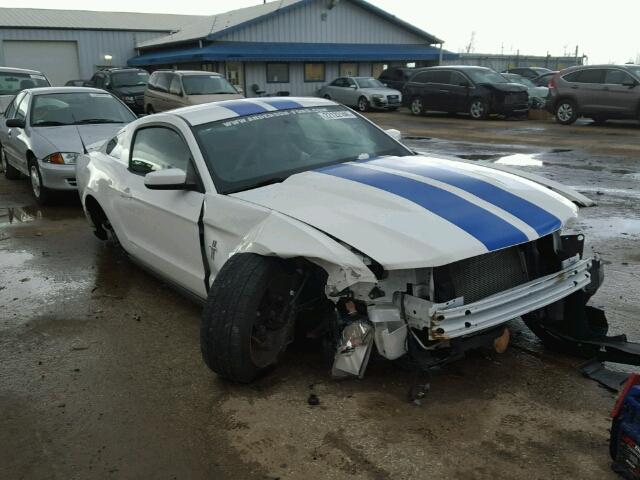 1ZVBP8AM4C5269496 - 2012 FORD MUSTANG WHITE photo 1