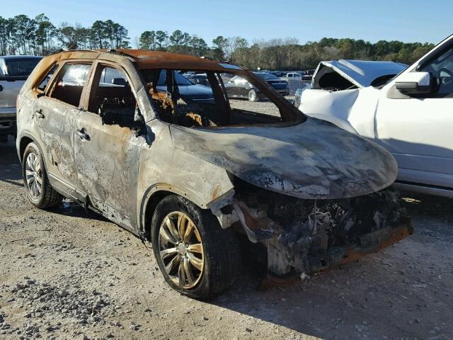 5XYKT4A2XBG176994 - 2011 KIA SORENTO BA BURN photo 1