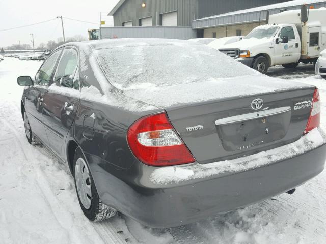 4T1BE32K23U695312 - 2003 TOYOTA CAMRY LE GRAY photo 3