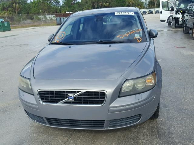 YV1MS382062189839 - 2006 VOLVO S40 2.4I GRAY photo 9