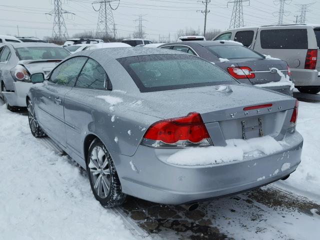 YV1672MCXAJ091614 - 2010 VOLVO C70 T5 SILVER photo 3