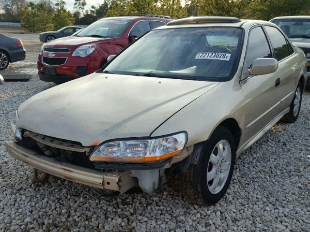 JHMCG56621C009329 - 2001 HONDA ACCORD EX GOLD photo 2