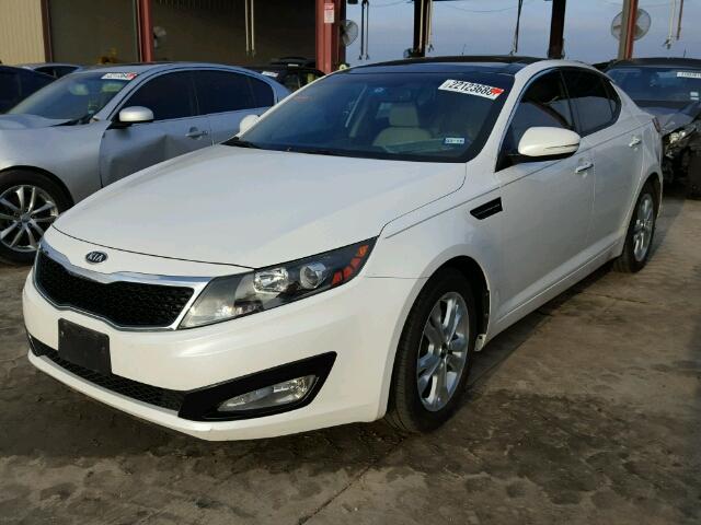 KNAGN4A79B5099231 - 2011 KIA OPTIMA EX WHITE photo 2