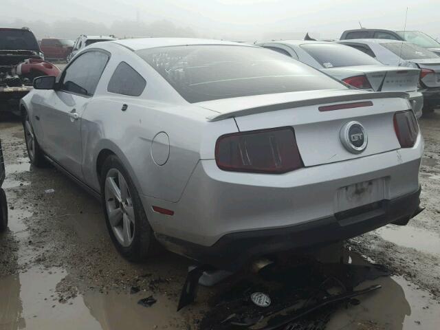 1ZVBP8CF4C5258951 - 2012 FORD MUSTANG GT SILVER photo 3