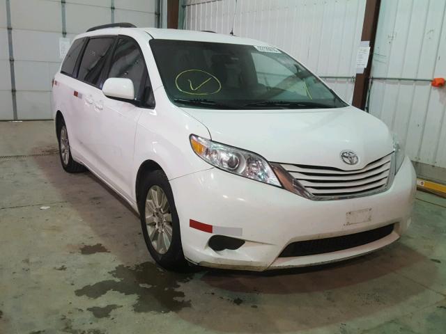 5TDJK3DC8FS104262 - 2015 TOYOTA SIENNA LE WHITE photo 1