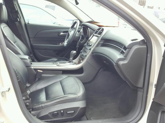 1G11H5SA2DF258242 - 2013 CHEVROLET MALIBU LTZ თაფლისფერი ფოტო 5