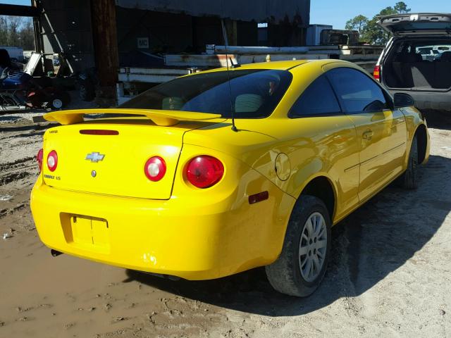 1G1AS18H297278345 - 2009 CHEVROLET COBALT LS YELLOW photo 4