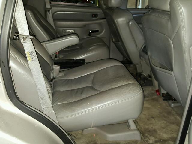 1GKEK63U24J260616 - 2004 GMC YUKON DENA SILVER photo 6