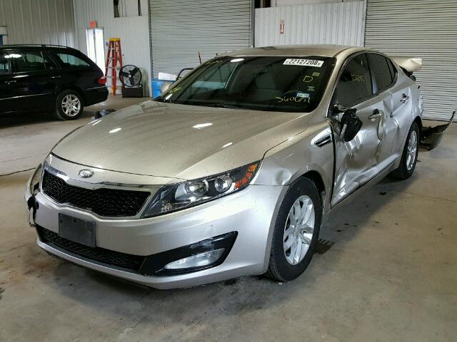 KNAGM4A73D5360651 - 2013 KIA OPTIMA LX SILVER photo 2