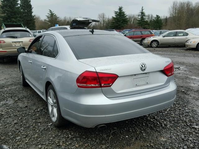 1VWCT7A32EC102666 - 2014 VOLKSWAGEN PASSAT SEL SILVER photo 3