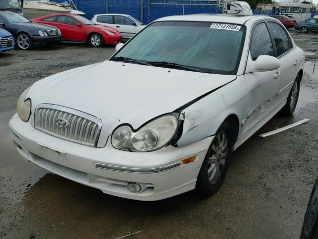 KMHWF35H24A916974 - 2004 HYUNDAI SONATA GLS WHITE photo 2