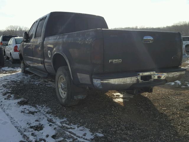 1FTNW21P13EB62058 - 2003 FORD F250 SUPER BLUE photo 3