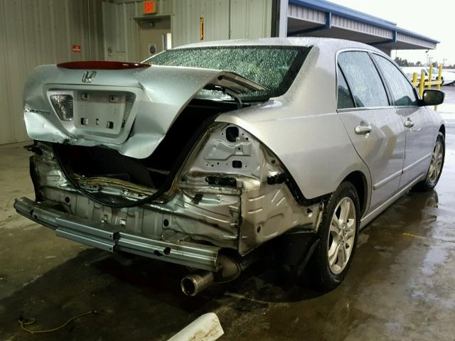 1HGCM55786A099482 - 2006 HONDA ACCORD EX SILVER photo 4