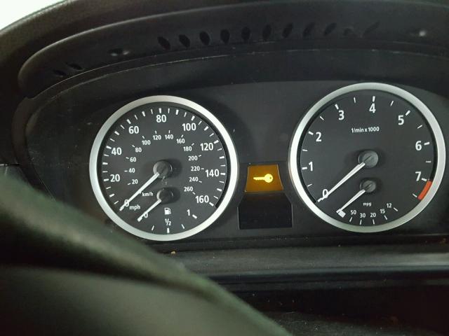 WBANF73536CU19338 - 2006 BMW 530 XI GREEN photo 8