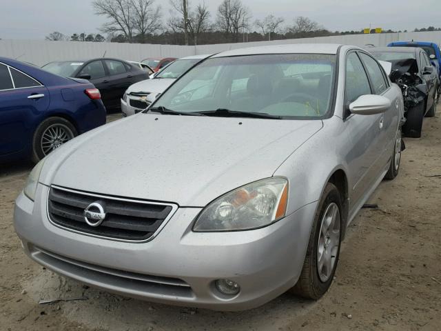 1N4AL11D34C123224 - 2004 NISSAN ALTIMA BAS SILVER photo 2