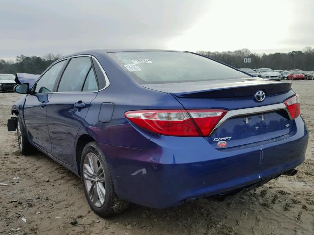 4T1BF1FK4GU583175 - 2016 TOYOTA CAMRY LE BLUE photo 3