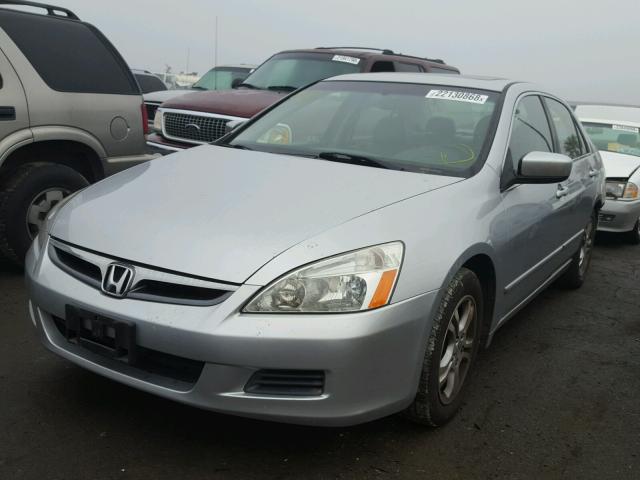 JHMCM56807C002558 - 2007 HONDA ACCORD EX SILVER photo 2