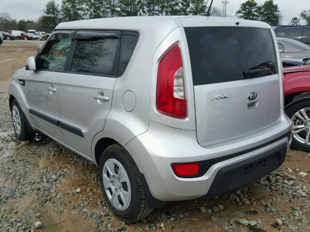 KNDJT2A59D7760457 - 2013 KIA SOUL SILVER photo 3