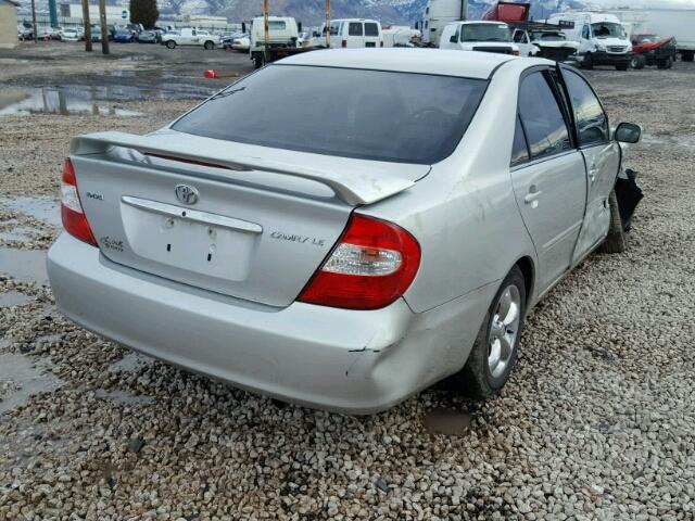 4T1BE32KX2U565342 - 2002 TOYOTA CAMRY LE SILVER photo 4