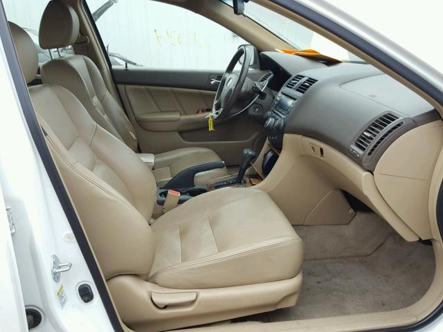 JHMCN36425C003173 - 2005 HONDA ACCORD HYB WHITE photo 5