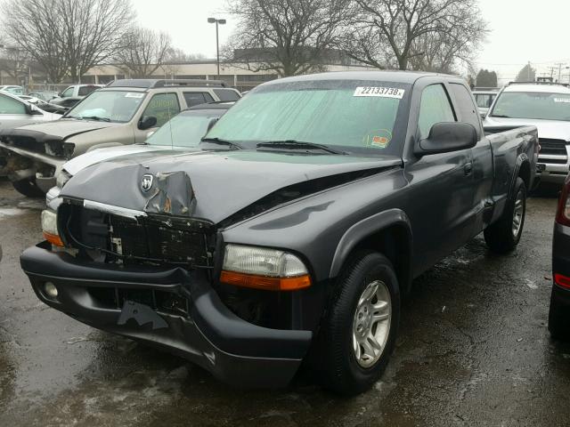 1D7GL32K04S591632 - 2004 DODGE DAKOTA SPO GRAY photo 2