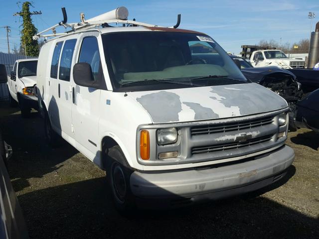 1GCFG25W3Y1244469 - 2000 CHEVROLET EXPRESS G2 WHITE photo 1