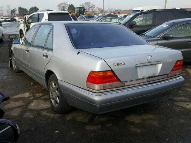 WDBGA51E5TA293460 - 1996 MERCEDES-BENZ S 500 SILVER photo 3