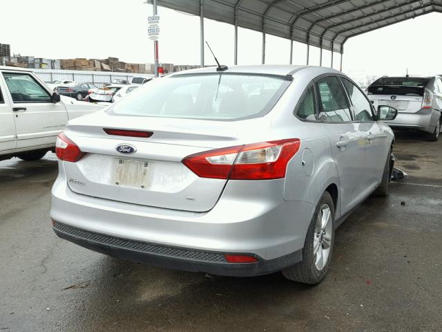 1FADP3F22EL211140 - 2014 FORD FOCUS SE SILVER photo 4