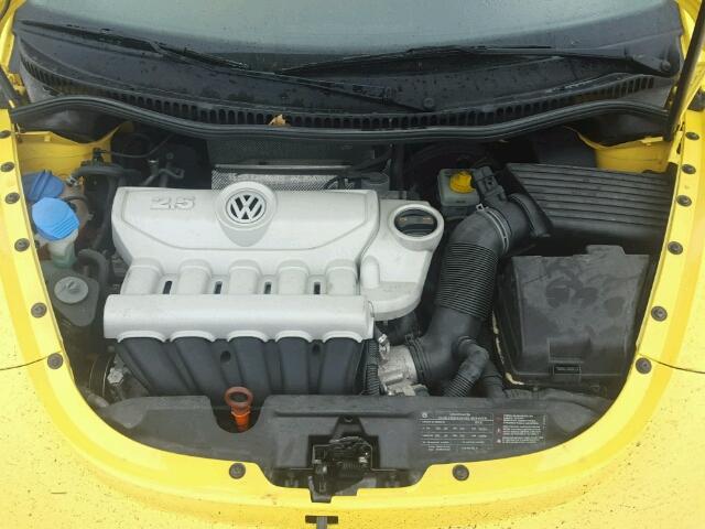 3VWPG3AG5AM018285 - 2010 VOLKSWAGEN NEW BEETLE 黄色 照片 7