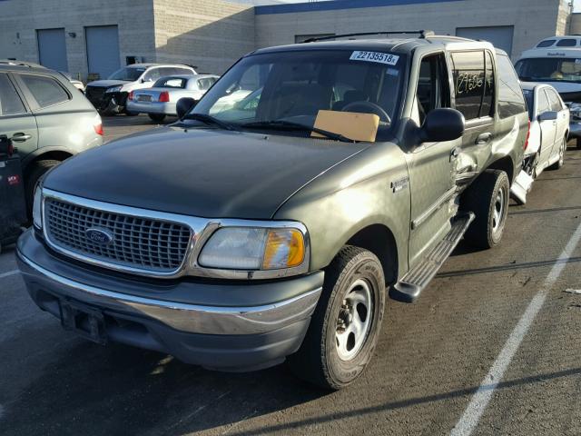1FMRU15W11LB34607 - 2001 FORD EXPEDITION GREEN photo 2