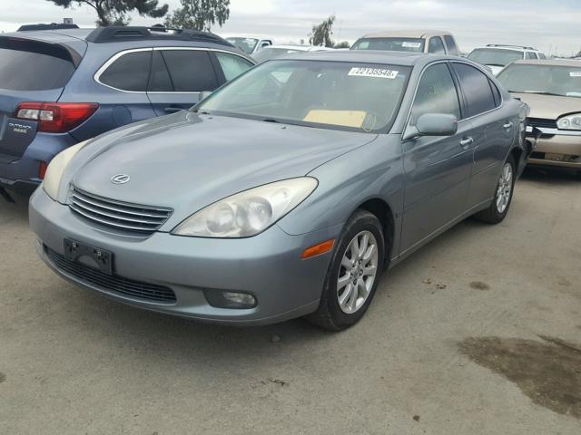 JTHBA30G445020201 - 2004 LEXUS ES 330 GRAY photo 2