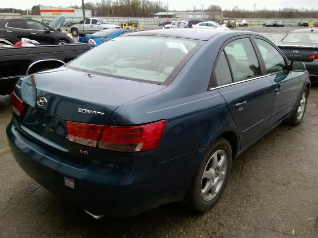 5NPEU46FX6H122972 - 2006 HYUNDAI SONATA GLS BLUE photo 4