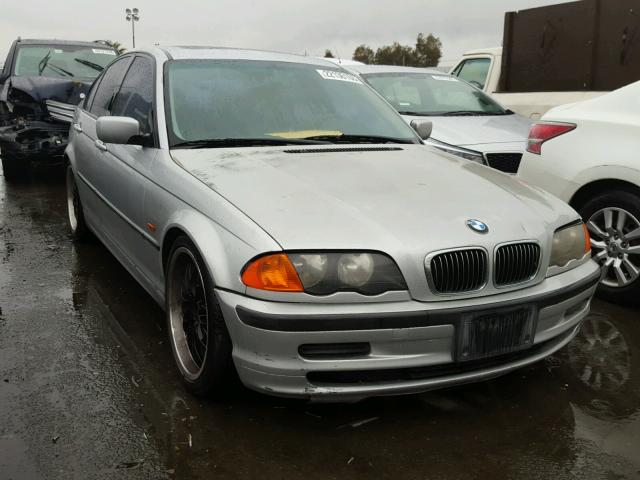 WBAAM3349YCA87979 - 2000 BMW 323 I SILVER photo 1