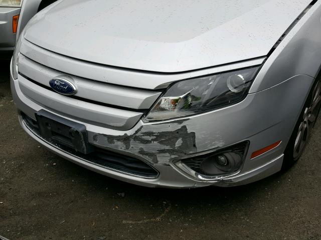 3FAHP0HA6CR116843 - 2012 FORD FUSION SE SILVER photo 9