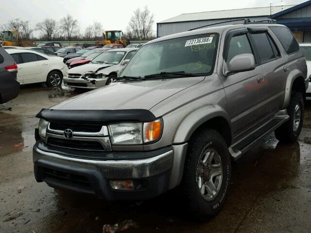 JT3HN86R820372721 - 2002 TOYOTA 4RUNNER SR SILVER photo 2