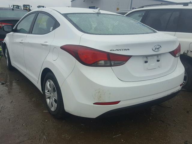 5NPDH4AE7GH718704 - 2016 HYUNDAI ELANTRA SE WHITE photo 3