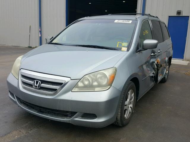 5FNRL384X5B126737 - 2005 HONDA ODYSSEY EX SILVER photo 2