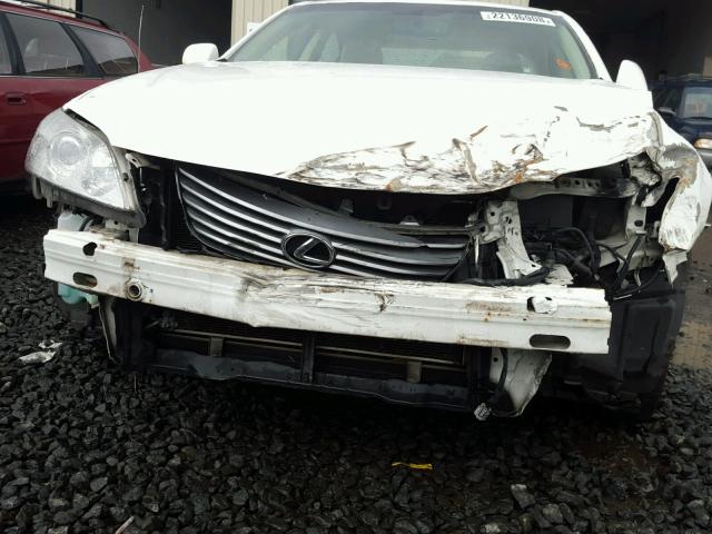 JTHBJ46G072028783 - 2007 LEXUS ES 350 WHITE photo 9