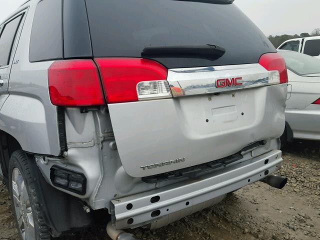 2CTFLHEY4A6356561 - 2010 GMC TERRAIN SL SILVER photo 9