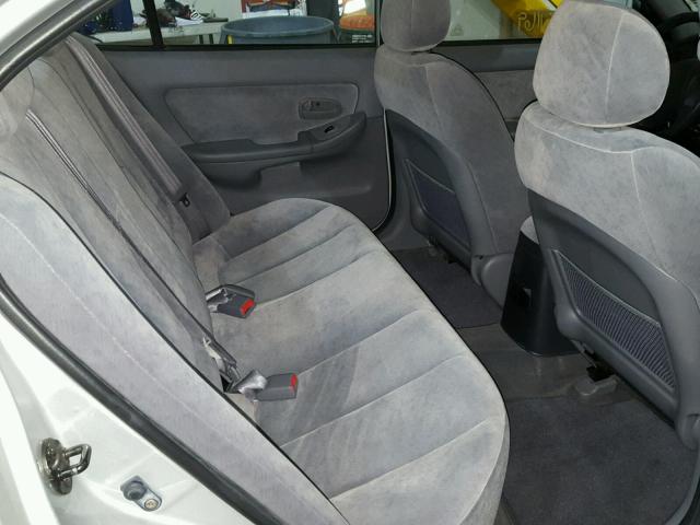 KMHDN46D05U030857 - 2005 HYUNDAI ELANTRA GL SILVER photo 6