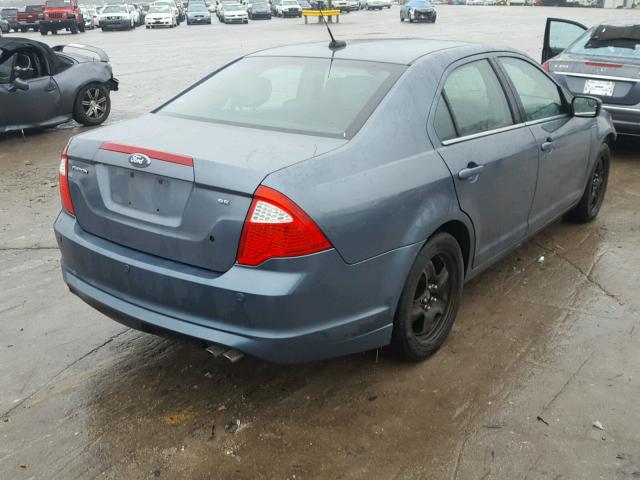 3FAHP0HA6BR283458 - 2011 FORD FUSION SE BLUE photo 4