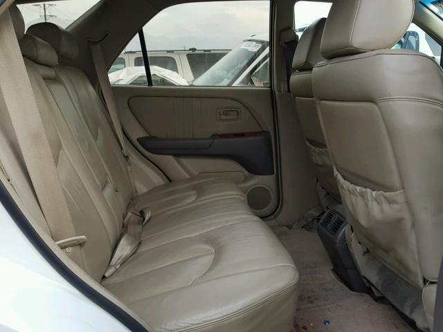 JT6HF10U0X0053406 - 1999 LEXUS RX 300 WHITE photo 6