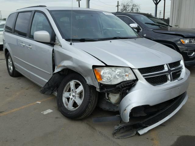 2D4RN3DG0BR786928 - 2011 DODGE GRAND CARA SILVER photo 1