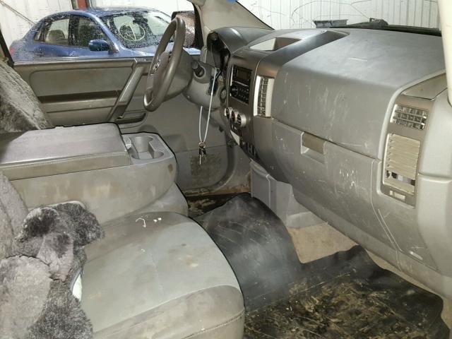 1N6AA07B05N553974 - 2005 NISSAN TITAN XE RED photo 5