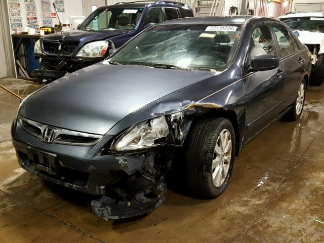 1HGCM664X7A100837 - 2007 HONDA ACCORD SE GRAY photo 2