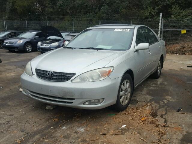 4T1BE32KX4U867958 - 2004 TOYOTA CAMRY LE SILVER photo 2