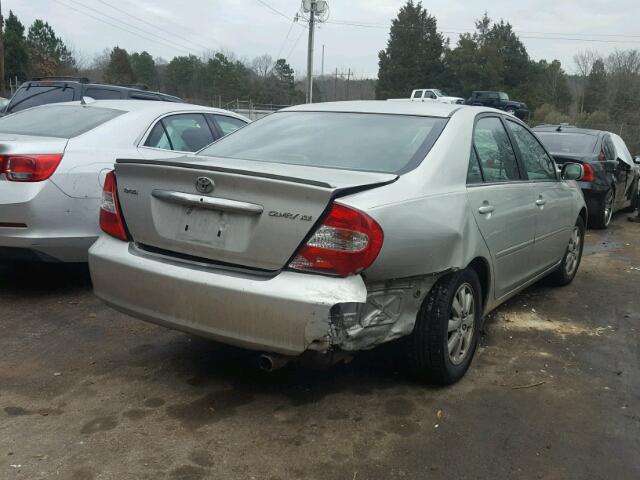 4T1BE32KX4U867958 - 2004 TOYOTA CAMRY LE SILVER photo 4