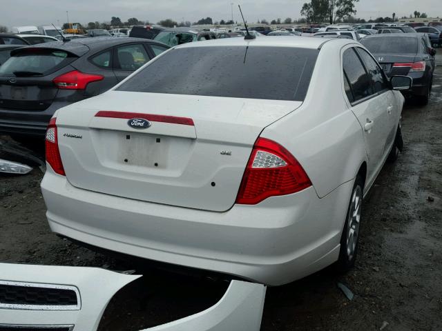 3FAHP0HA9AR404188 - 2010 FORD FUSION SE WHITE photo 4