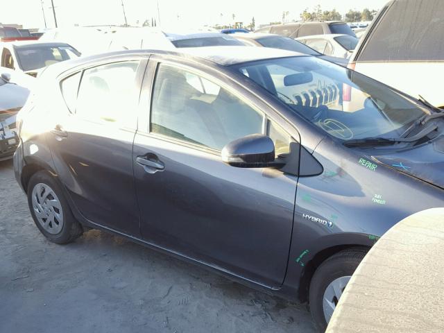 JTDKDTB37G1122770 - 2016 TOYOTA PRIUS C GRAY photo 1